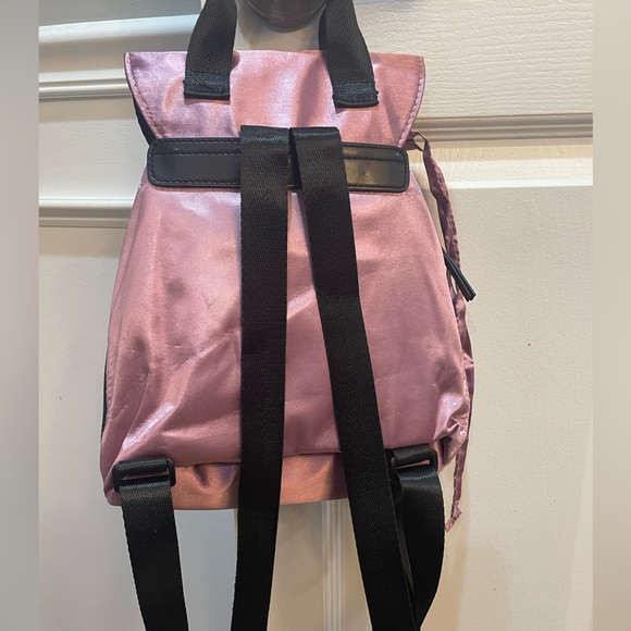 Justice Mini Backpack Purple Metallic Drawstring Closure, Perfect for Tween - Picture 3 of 6